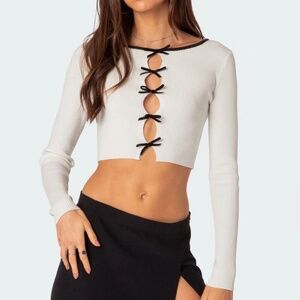 Edikted Billy Bow Cut Out Ribbed Cropped Top